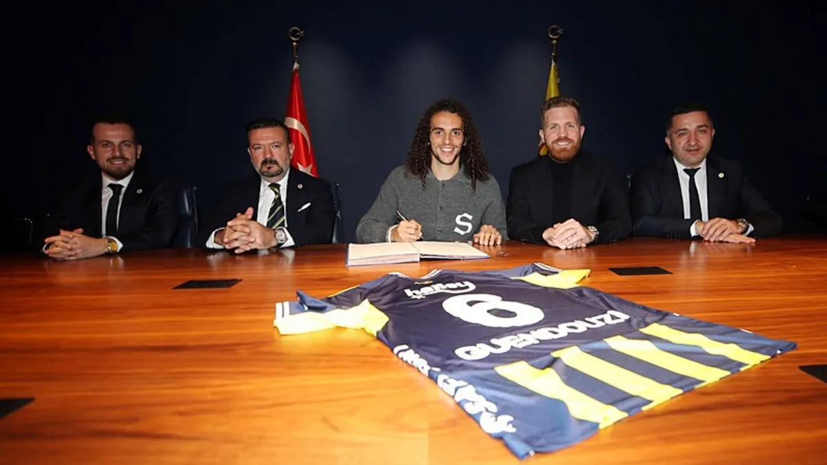 Fenerbahçe'de Matteo Guendouzi ve Mert Günok’un lisansları çıktı!
