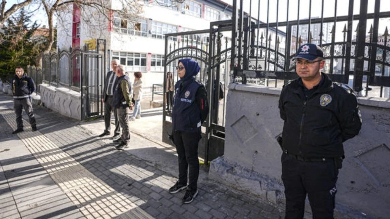 Okul çevrelerinde alarm: 81 ilde güvenlik tedbirleri artırıldı