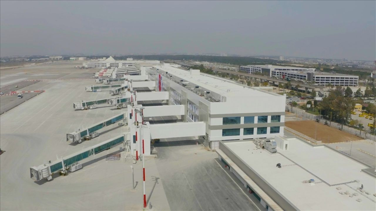 Bakan Ersoy: Turizm başkentine büyük eser