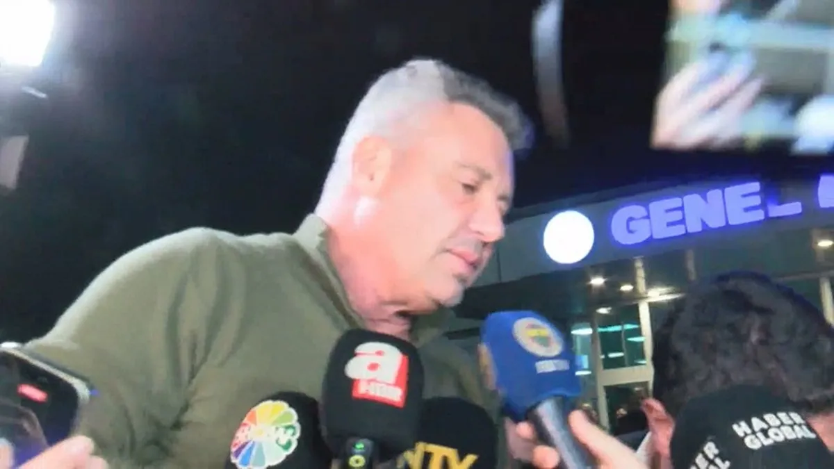 Sadettin Saran İstanbul'a geldi! Havaalanında taraftar karşıladı