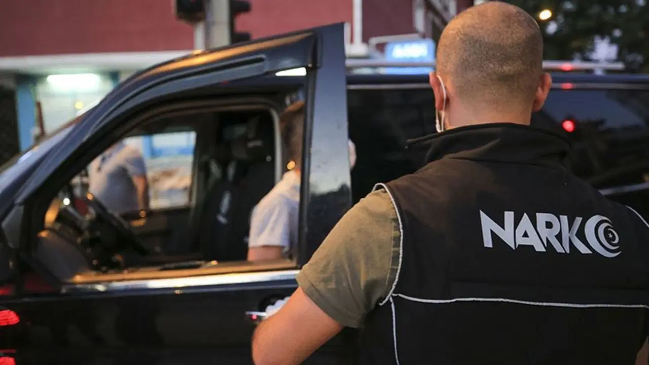 Tam 3 Kilo Ele Geçirildi! Aydın Merkezli Uyuşturucu Operasyonu: 5 Tutuklama