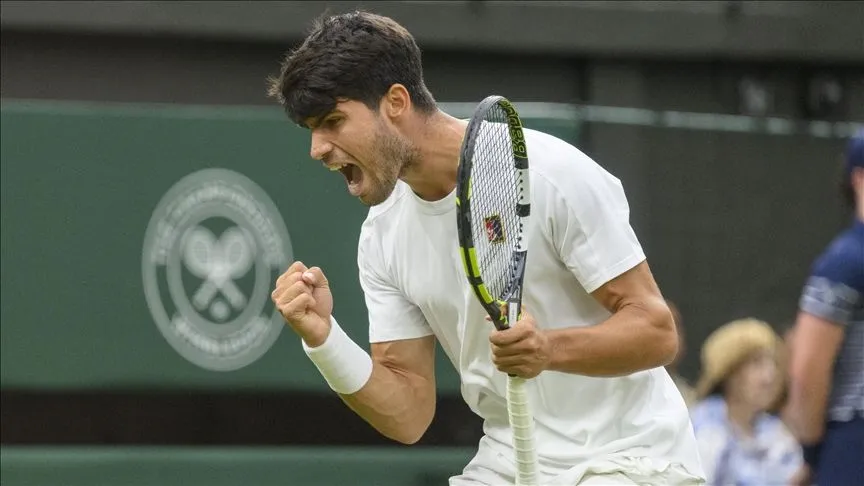 Tek erkeklerde dünya 2 numarası Alcaraz, Wimbledon'da çeyrek finale çıktı