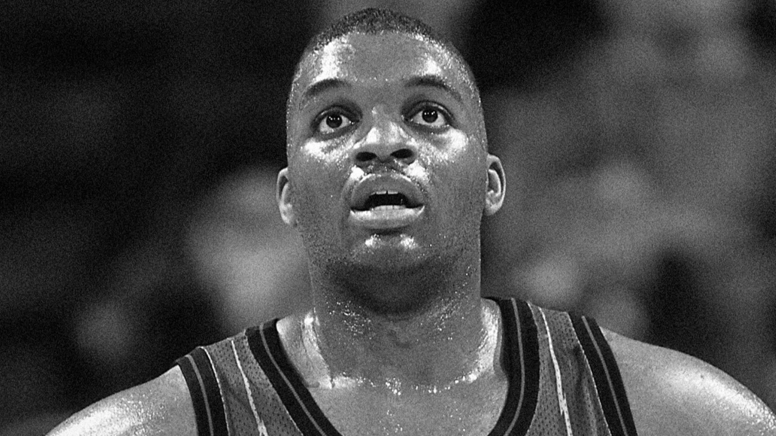 NBA tarihinin en şişman oyuncusu hayatını kaybetti