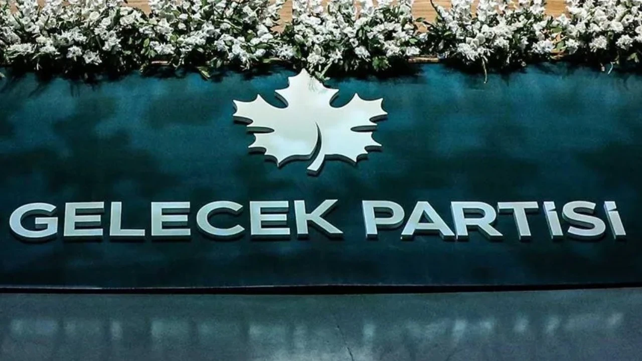 Gelecek Partisi'nden fesih kararı: Siyasi faaliyetlerine son verdi