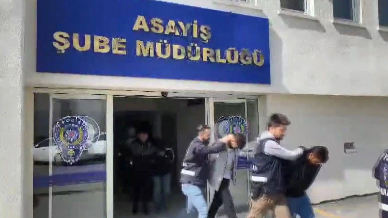 Ankara merkezli 3 ilde dolandırıcılık operasyonu: 17 kişi tutuklandı