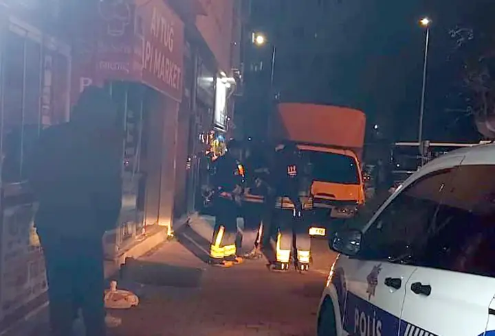    Yalnız yaşadığı evinde ölü bulundu