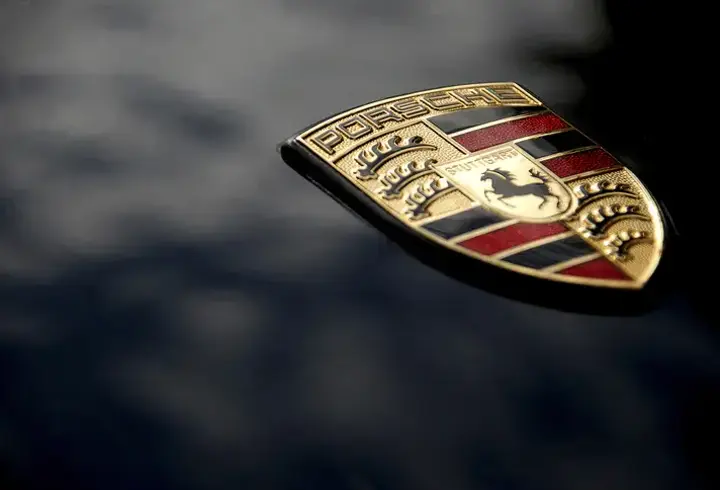 Porsche'den stratejik satış: MHP'nin tamamı TCS'ye geçiyor
