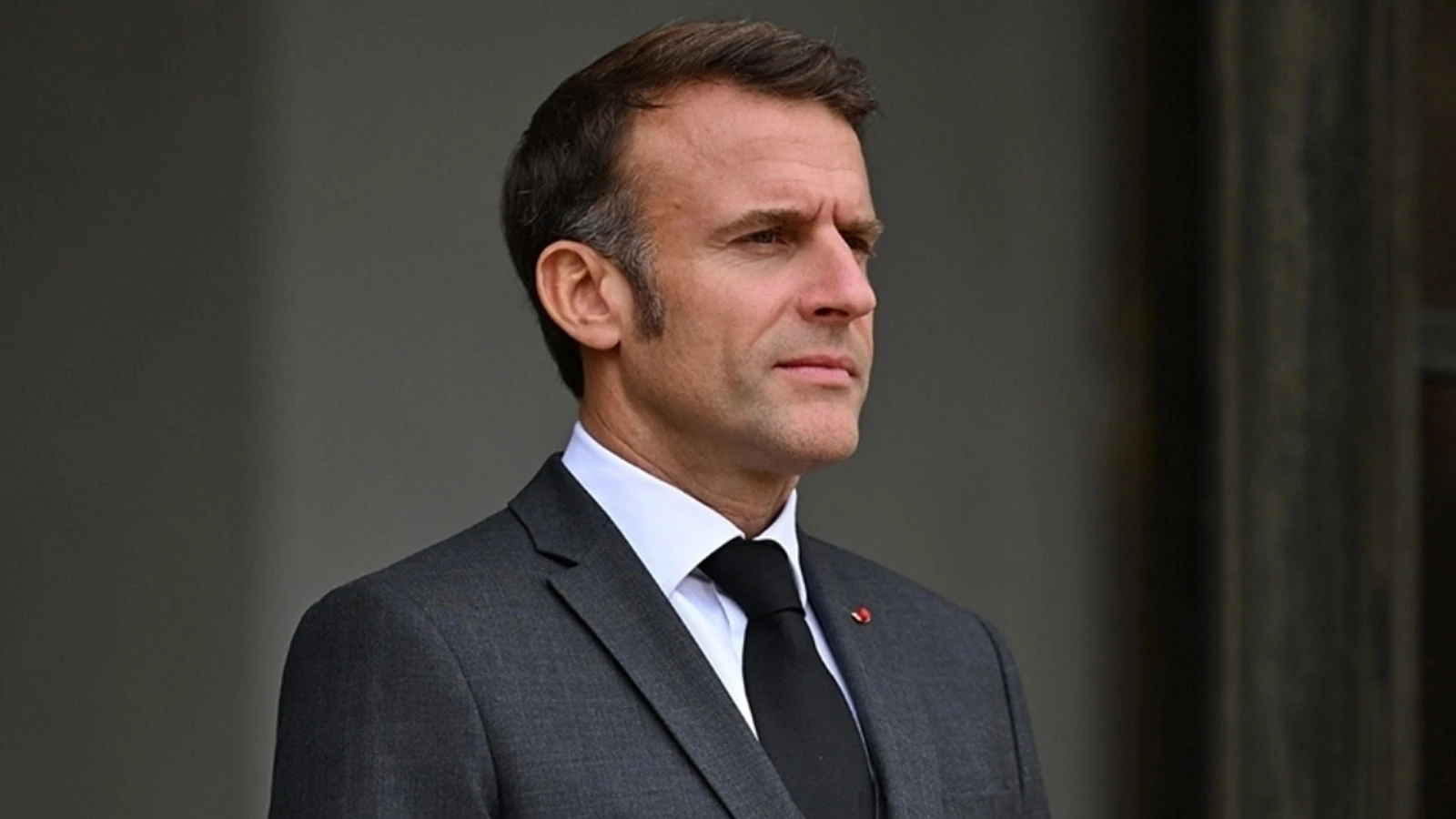 Macron ve İran Cumhurbaşkanı Pezeşkiyan telefonda görüştü