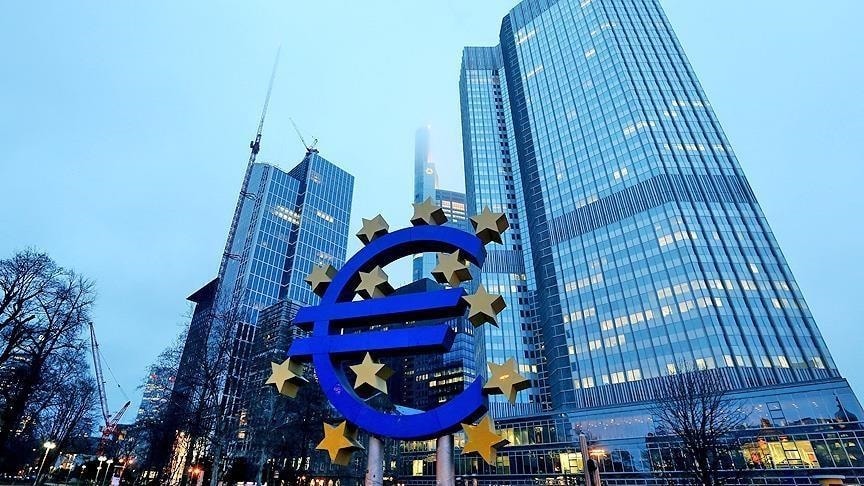 Avrupa Merkez Bankası faize dokunmadı, savaşa vurgu yaptı