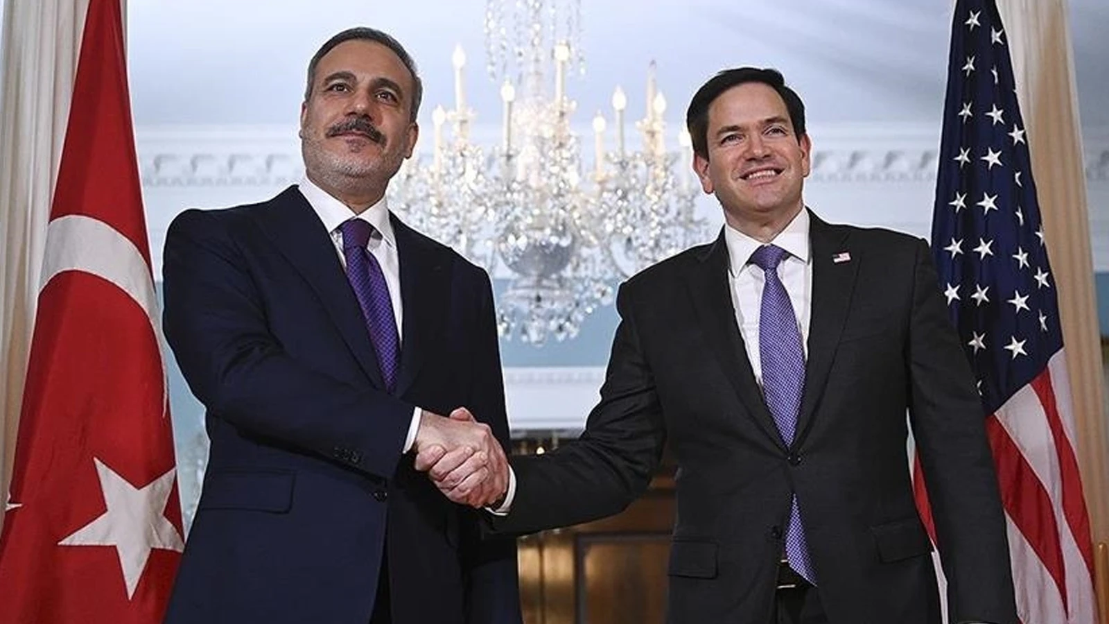 Dışişleri Bakanı Hakan Fidan'dan diplomasi trafiği