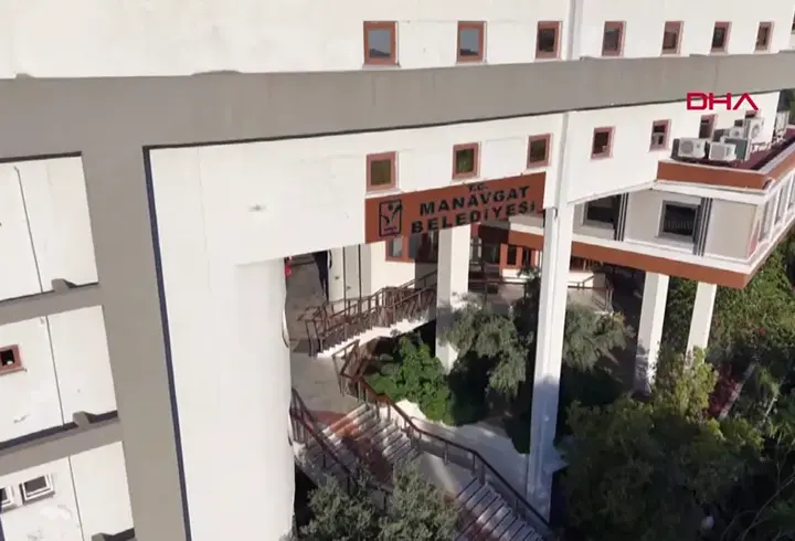 Manavgat'taki yolsuzluk davası 10 Mart 2026’ya ertelendi
