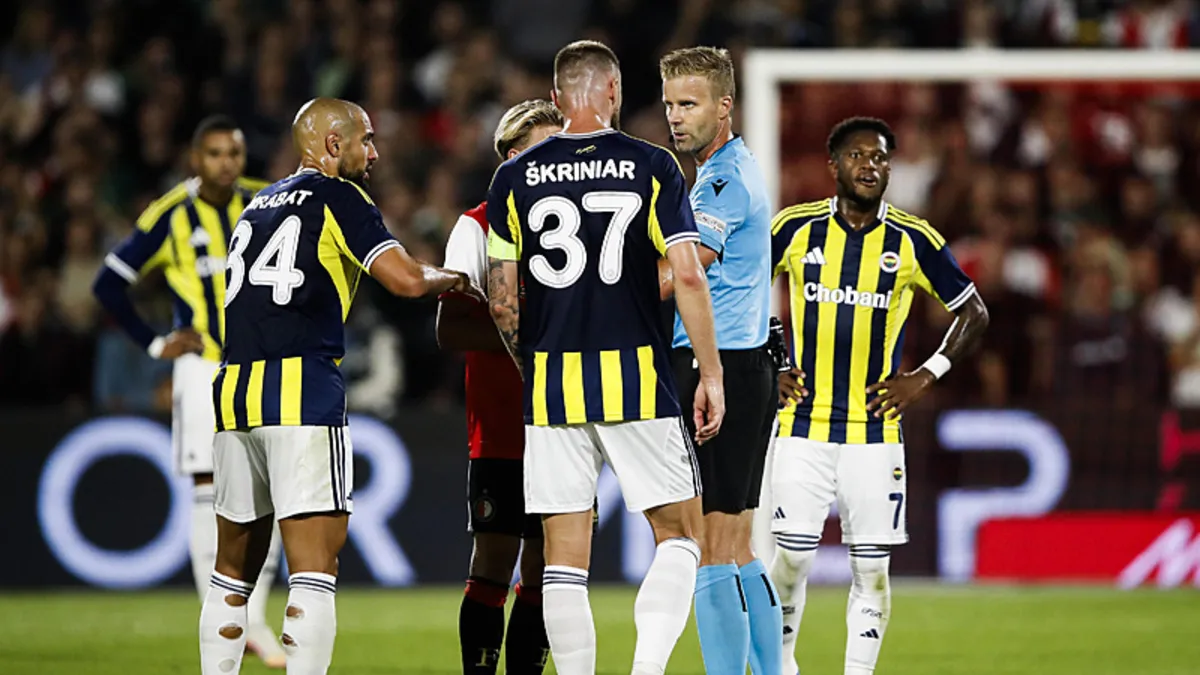 Fenerbahçe Hollanda basınında gündem oldu! İşte atılan manşetler