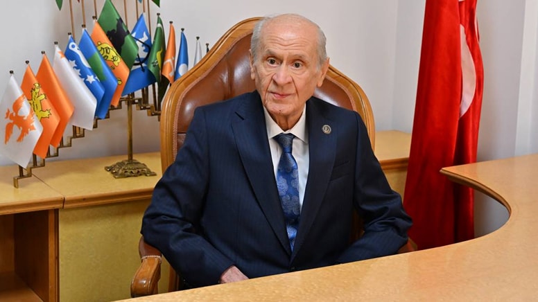 Bahçeli şifreli konuştu, Mütercimler çözdü: Türkiye’yi ne bekliyor?