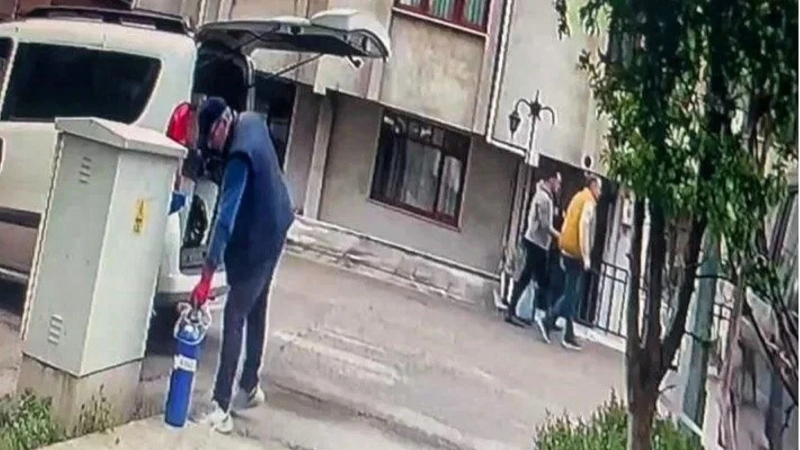 KOAH hastasının oksijen tüpünü hurdacı almış!