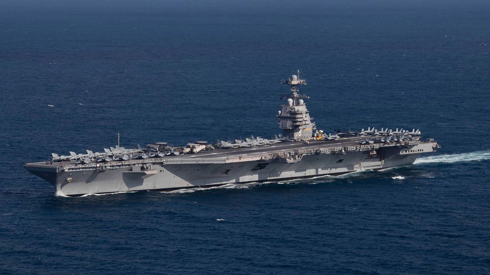 ABD’ye ait USS Gerald R. Ford uçak gemisinde yangın çıktı