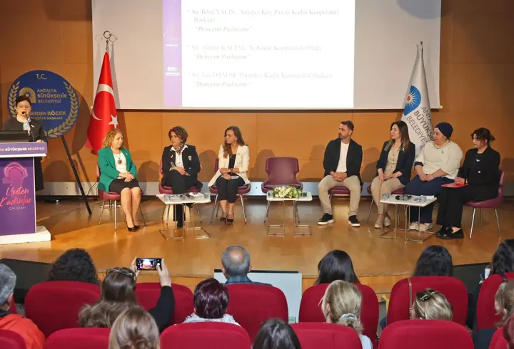 Büyükşehir Üreten Kadınlar Çalıştayı düzenledi