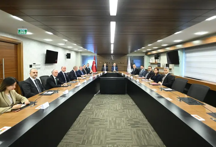 Bakan Ersoy, İsveç Süryani Cemaati heyeti ile bir araya geldi