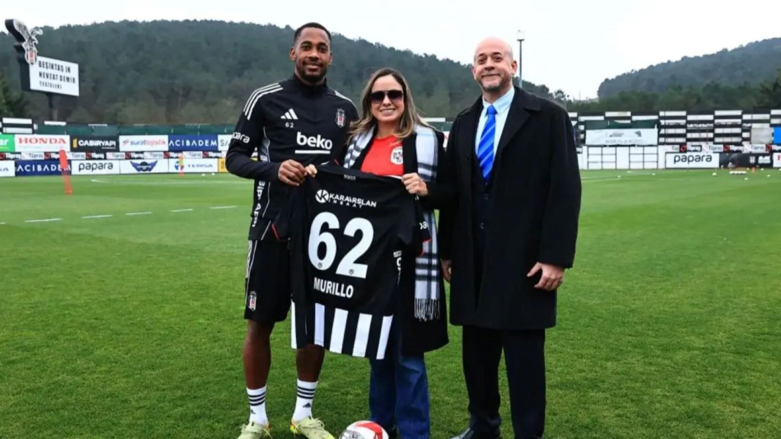 Panama'nın Türkiye Büyükelçisi'nden Beşiktaş'a ziyaret