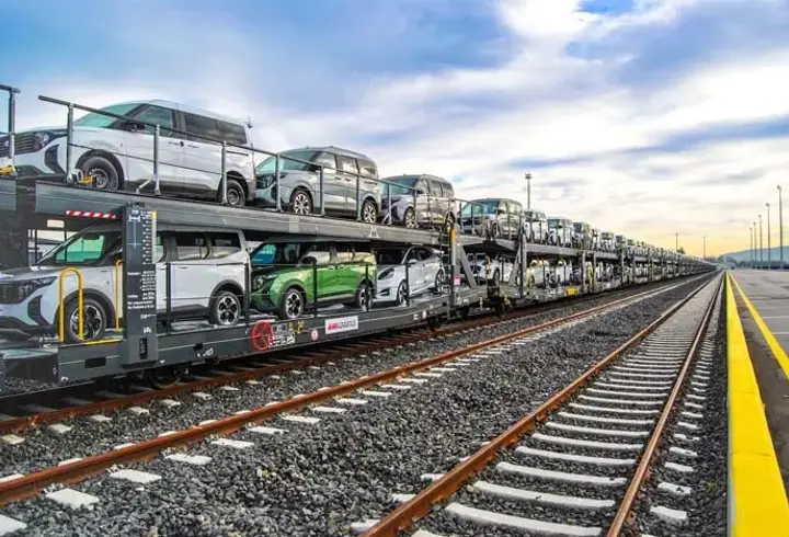 Ford Otosan araçları trenle taşıyacak