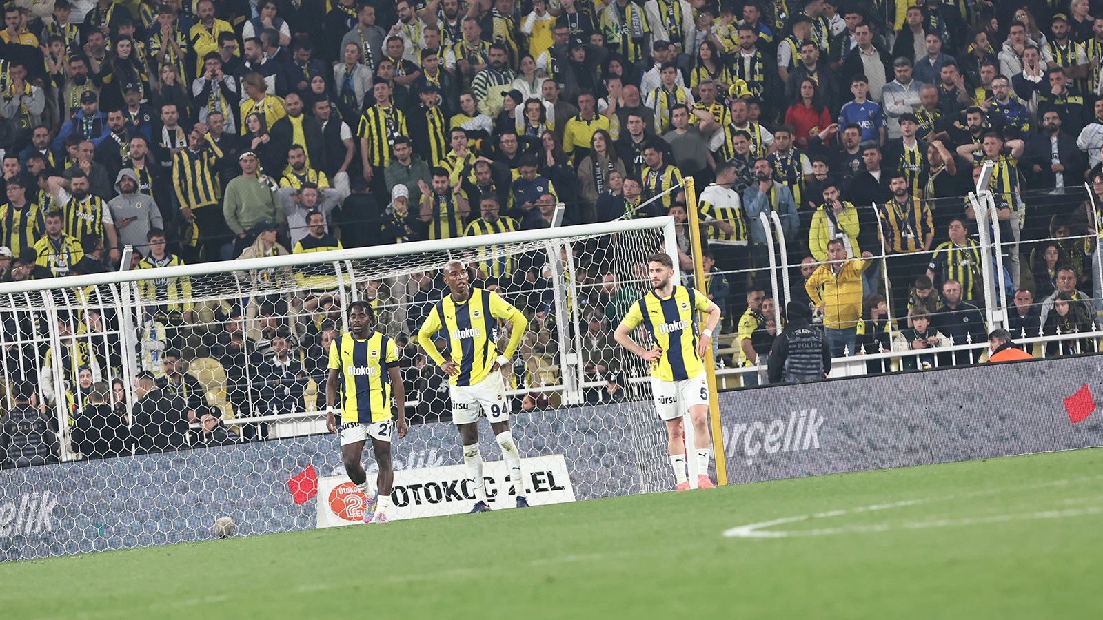 Talisca attı, Fenerbahçe yedi: Ligde son 4 maçta kaleyi koruyamadılar