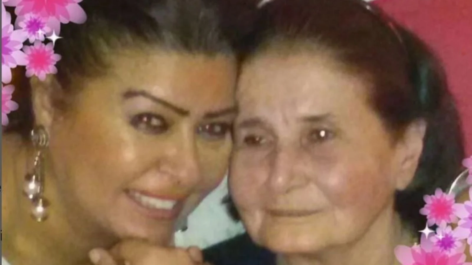 Efsane şarkıcı Yeliz'in annesi hayatını kaybetti