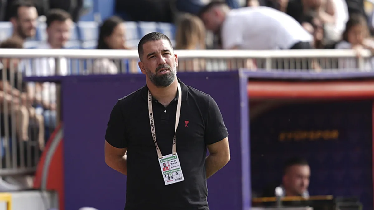 Arda Turan'dan flaş Galatasaray hamlesi! Shakhtar Donetsk'e imzayı attıktan hemen sonra...