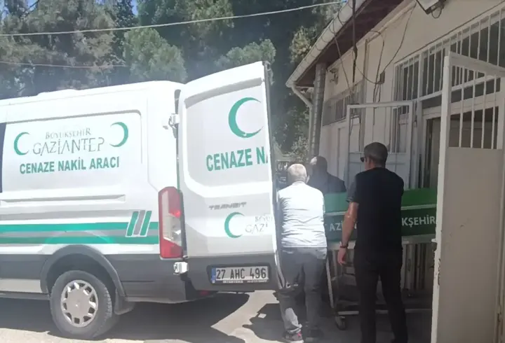 Kahvehanede silahlı kavgada yaralandı, 14 günlük yaşam savaşını kaybetti