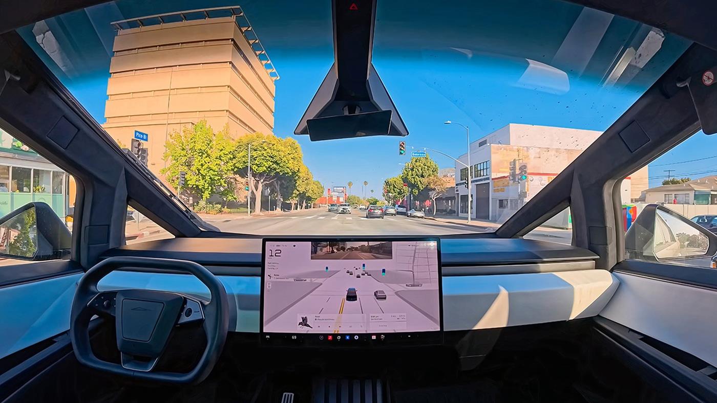 Tesla’nın FSD v14.3 güncellemesiyle tepki süresi yüzde 20 hızlandı