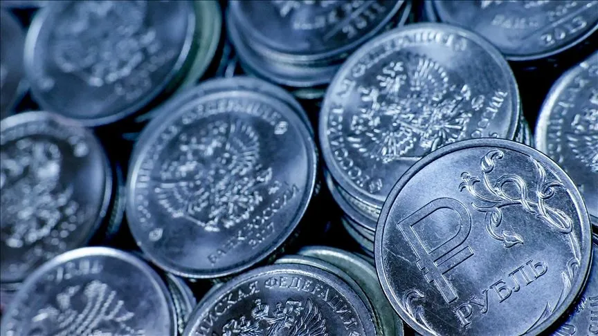 Rus ekonomisi 2024'te 200 trilyon ruble büyüklüğe ulaştı