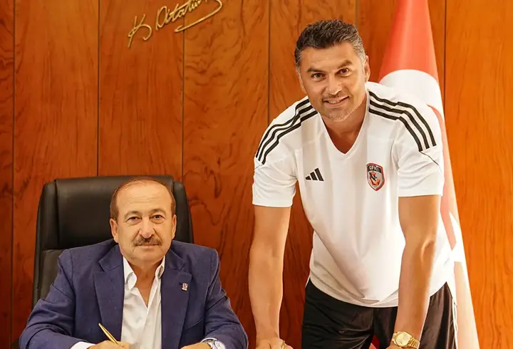 Burak Yılmaz, Gaziantep FK'ya imza attı