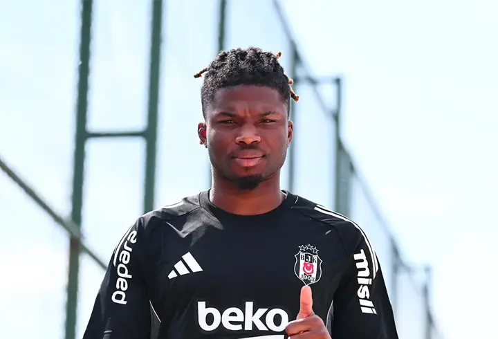 Beşiktaş'a El Bilal Toure'den iyi haber