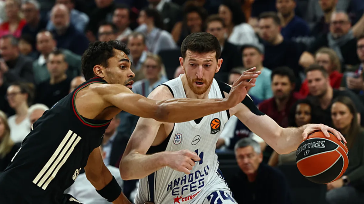 Anadolu Efes, Bayern Münih'i deplasmanda 80-81 mağlup etti!