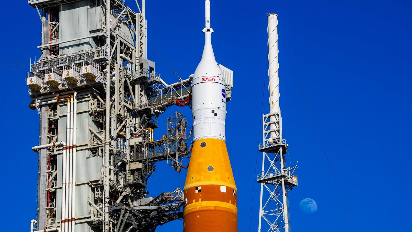 NASA, Artemis 2 roketini onardı: Fırlatma 1 Nisan’da