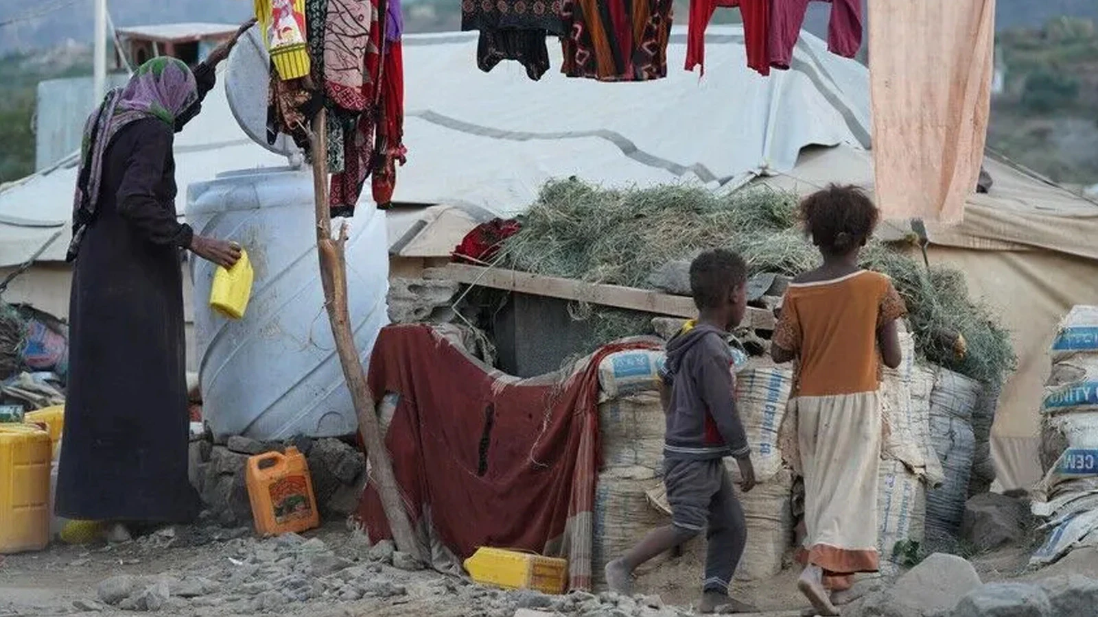 BM, Yemen'de Yerinden Edilenlerin Sayısının 250 Bini Aştığını Bildirdi