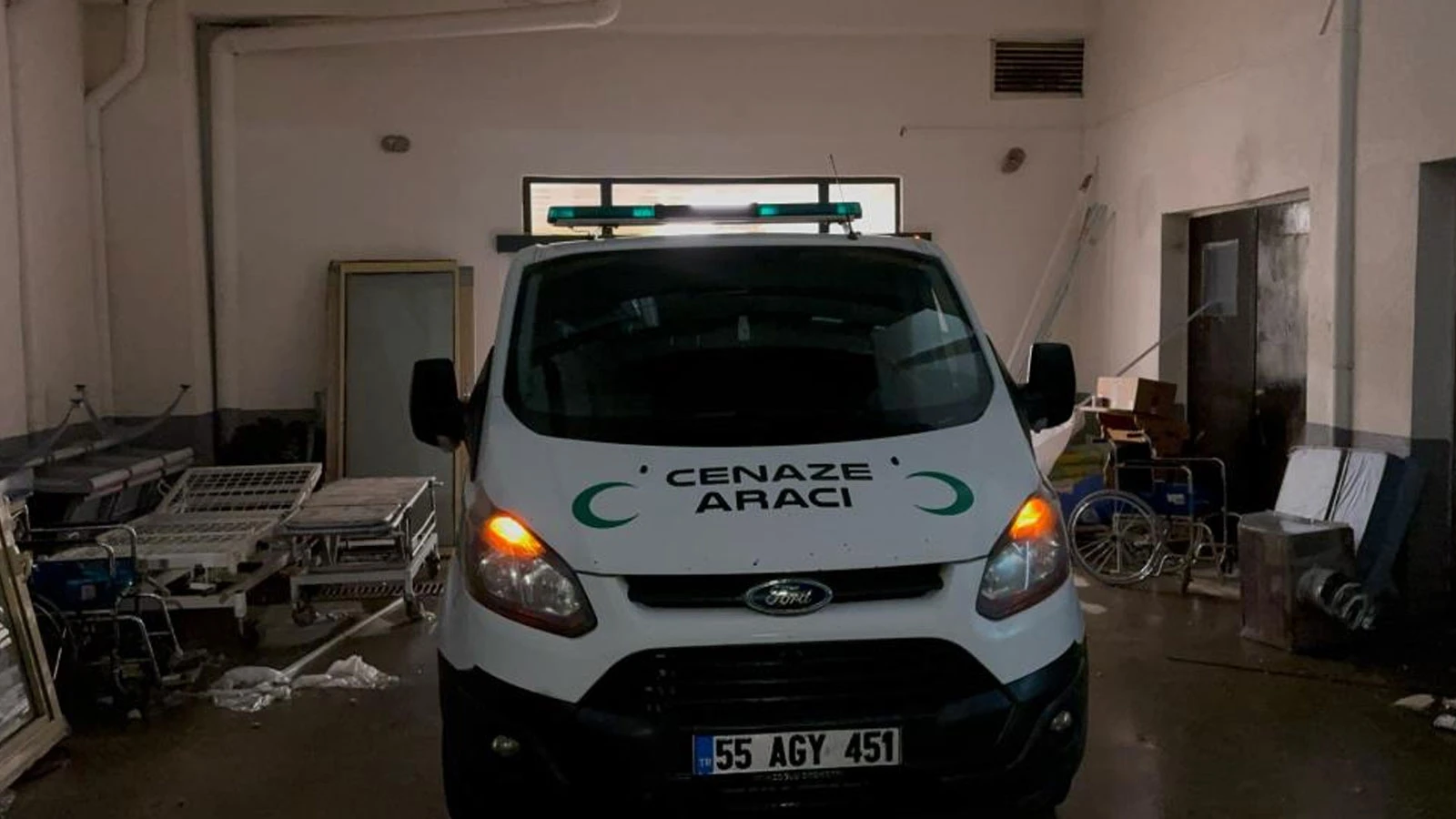 Fransa’daki yangında yaşamını yitiren 3 kardeş Rize’ye getirildi
