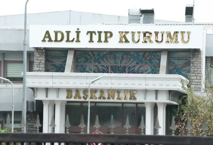 Dalgıçların feci sonu! Serinlemek için girdiği şelaleye düştü