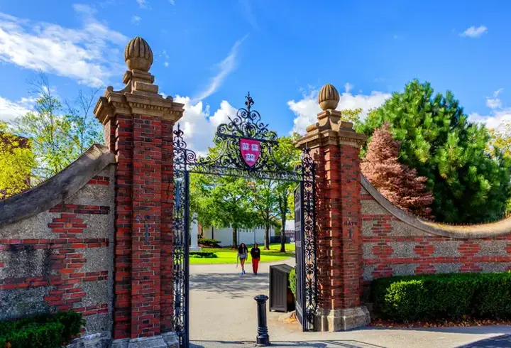 "Harvard Üniversitesi ile Trump yönetimi uzlaşmaya yakın" iddiası