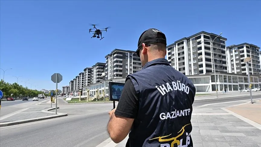 Kaza sonrasında oluşan trafik yoğunluğu "sesli dron" ile giderilecek
