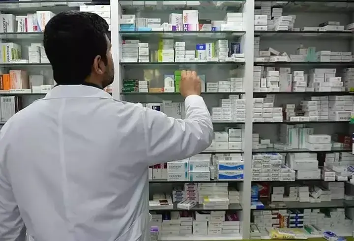 SALI GECESİ BALIKESİR NÖBETÇİ ECZANELERİ: 9 Eylül 2025 Akçay, Ayvalık, Altınoluk nöbetçi eczaneler...