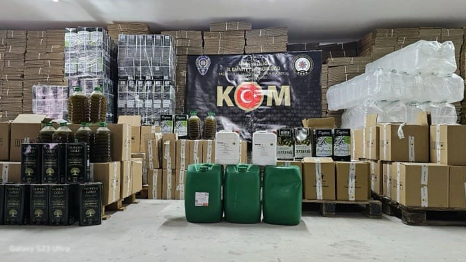 Sahte zeytinyağı operasyonu: 3 tonu gerçek 20 tonu sahte