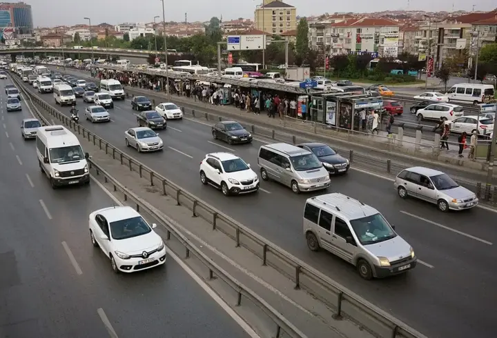 İstanbullular dikkat: Bu yollar kapalı olacak! Valilik alternatif güzergahları açıkladı…