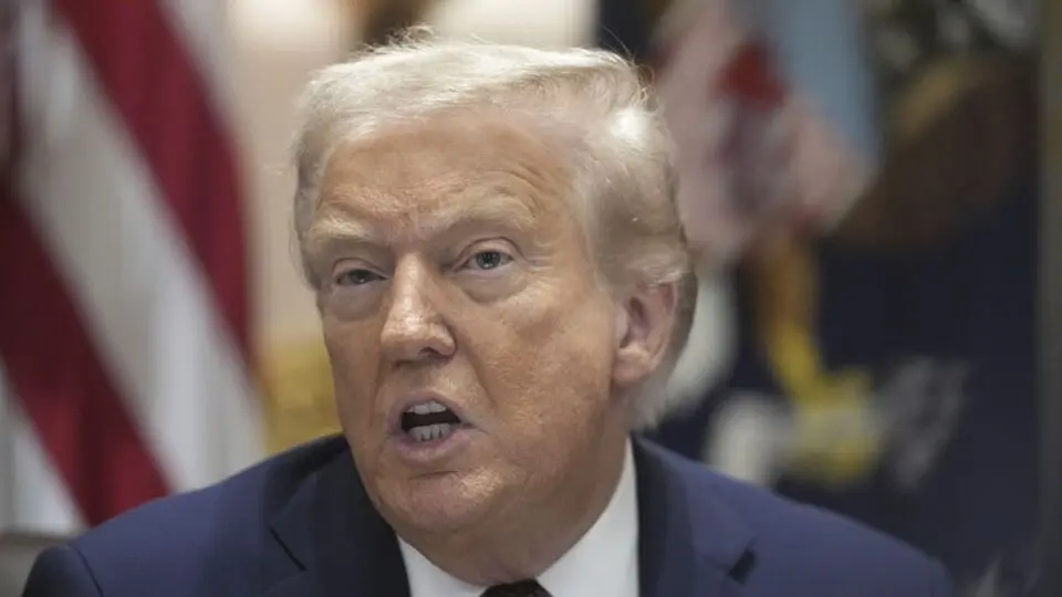 Trump'tan iş insanı George Soros'a: Yargılanmalı