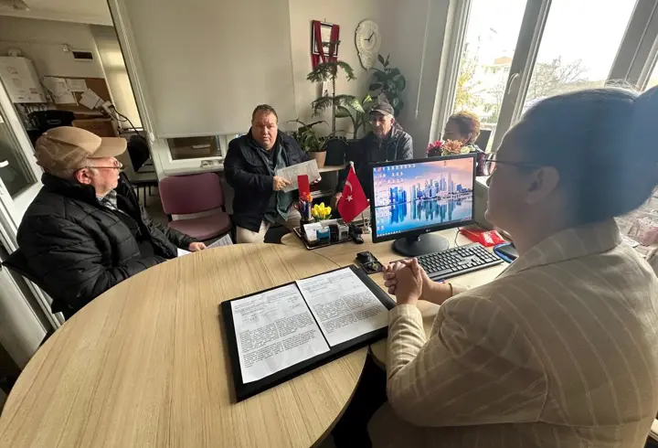 Edirne'deki muhtarlıklarda, soydaşların 'yaşam belgesi' yoğunluğu