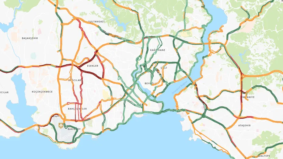 Kar yağdı, İstanbul'da trafik yüzde 80'e çıktı