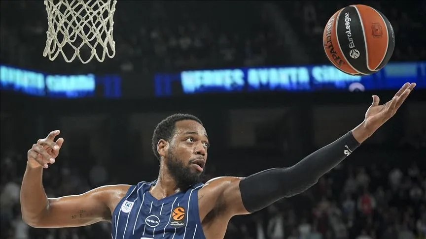 Anadolu Efes, Avrupa Ligi'nde yarın Virtus Bologna'ya konuk olacak