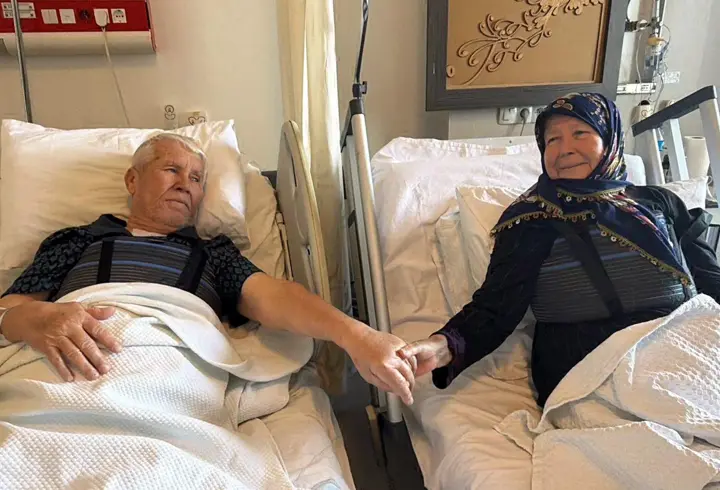 46 yıllık çift, evlilik yıl dönümlerinde birlikte kalp ameliyatı oldu