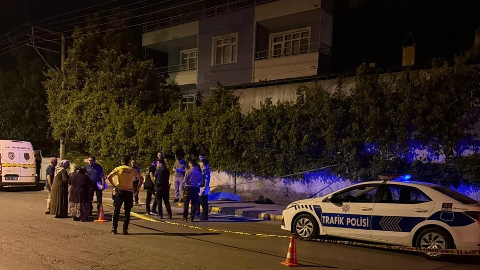 Sakarya'da acı olay! Evinin karşısındaki kaldırımda ölü bulundu