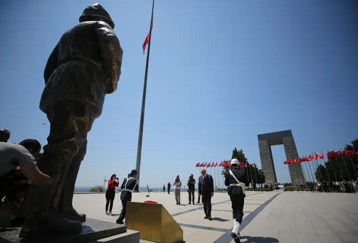 Çanakkale Şehitler Abidesi'nde 15 Temmuz şehitleri anıldı