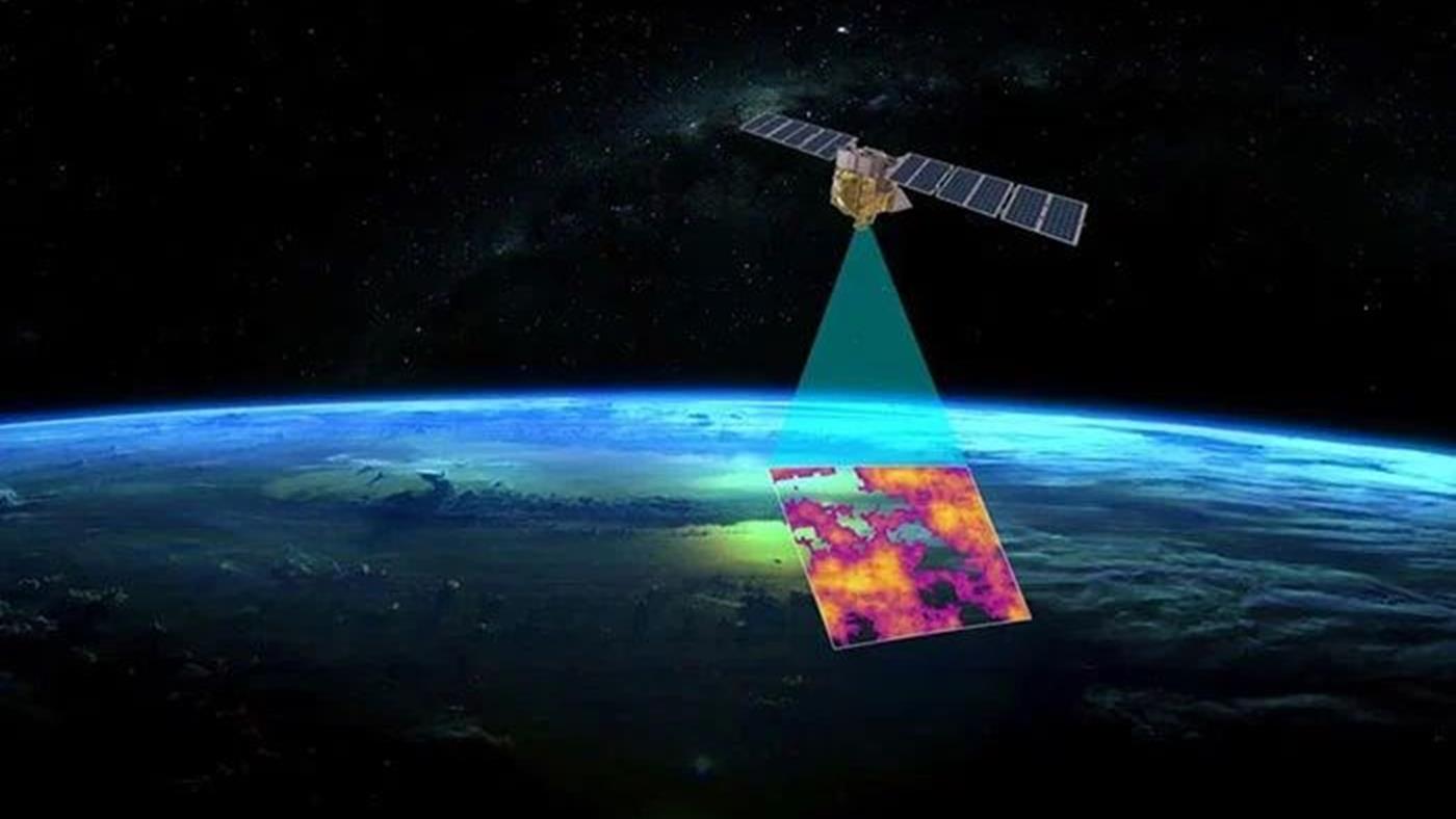 Google FireSat, yörüngedeki uyduları kullanarak orman yangınlarını büyümeden tespit edecek
