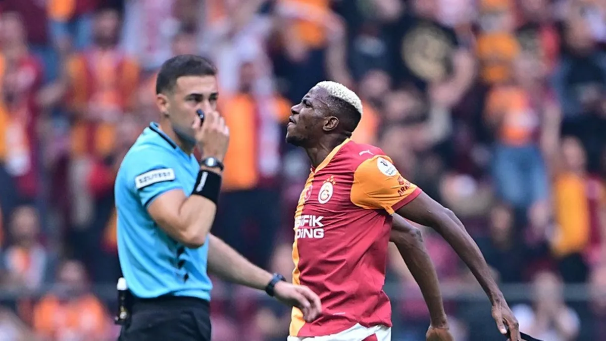 Osimhen'in golü VAR kararıyla geçerli sayıldı!
